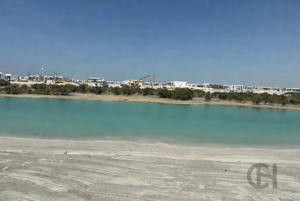 Sea-view residential land plot in Ain Al Maha, Al Jubail Island