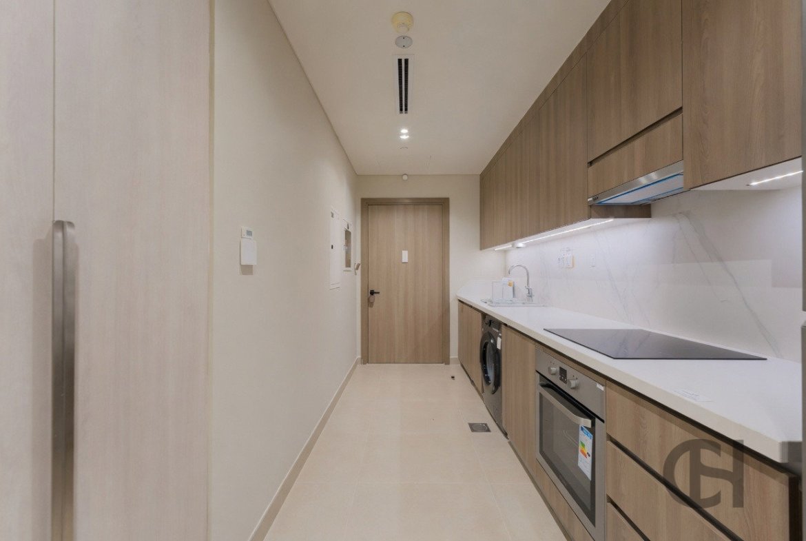 Studio for rent in Apartments 1, Yas Island, Abu Dhabi - property photo 1
