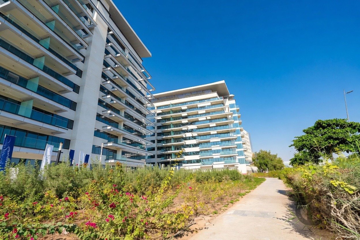 3BR apartment for rent in Mayan 2, Yas Island, Abu Dhabi - property photo 22