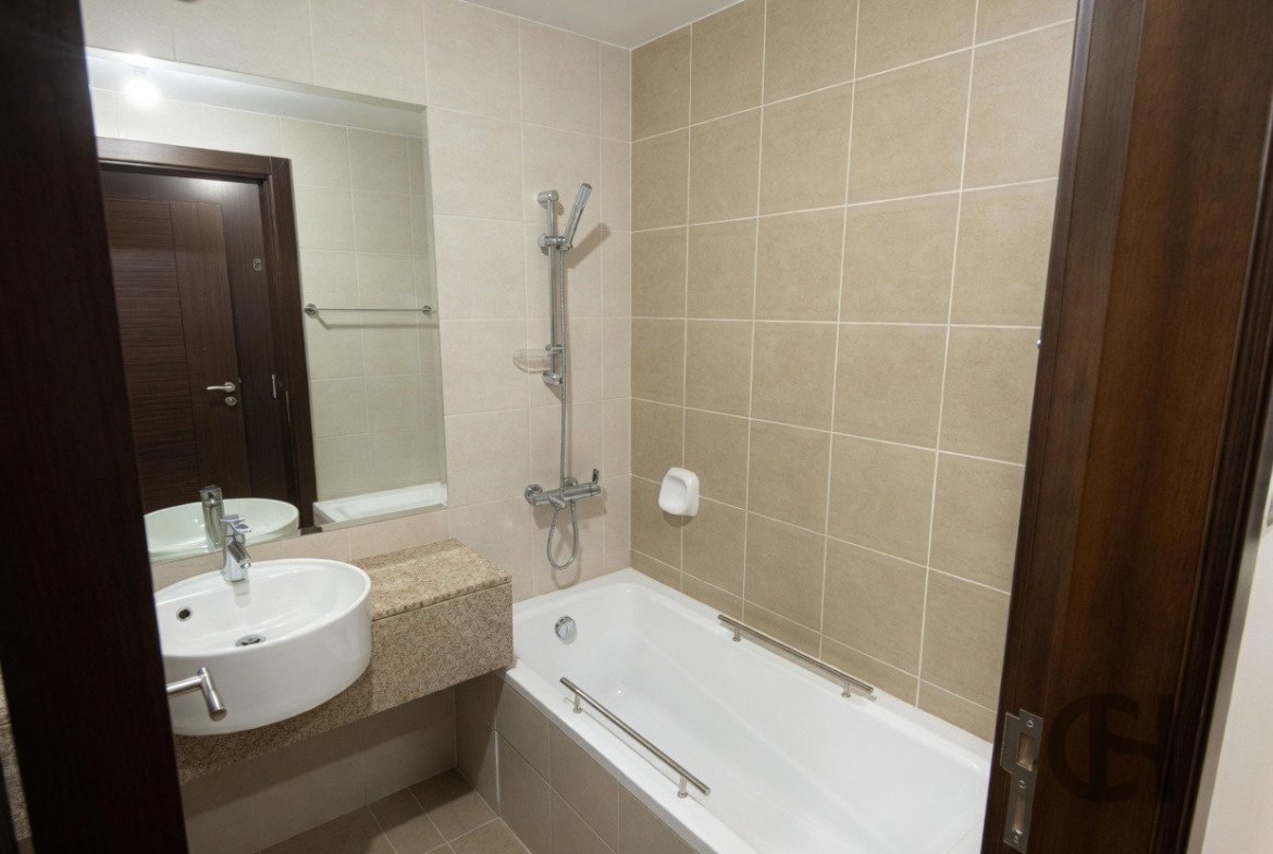 2BR apartment for rent in RAK Tower, Al Reem Island, Abu Dhabi - property photo 12