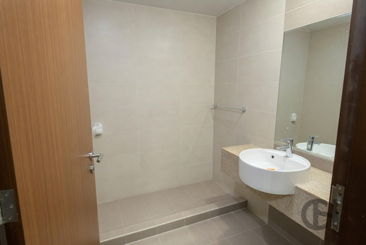 2BR apartment for rent in RAK Tower, Al Reem Island, Abu Dhabi - property photo 13