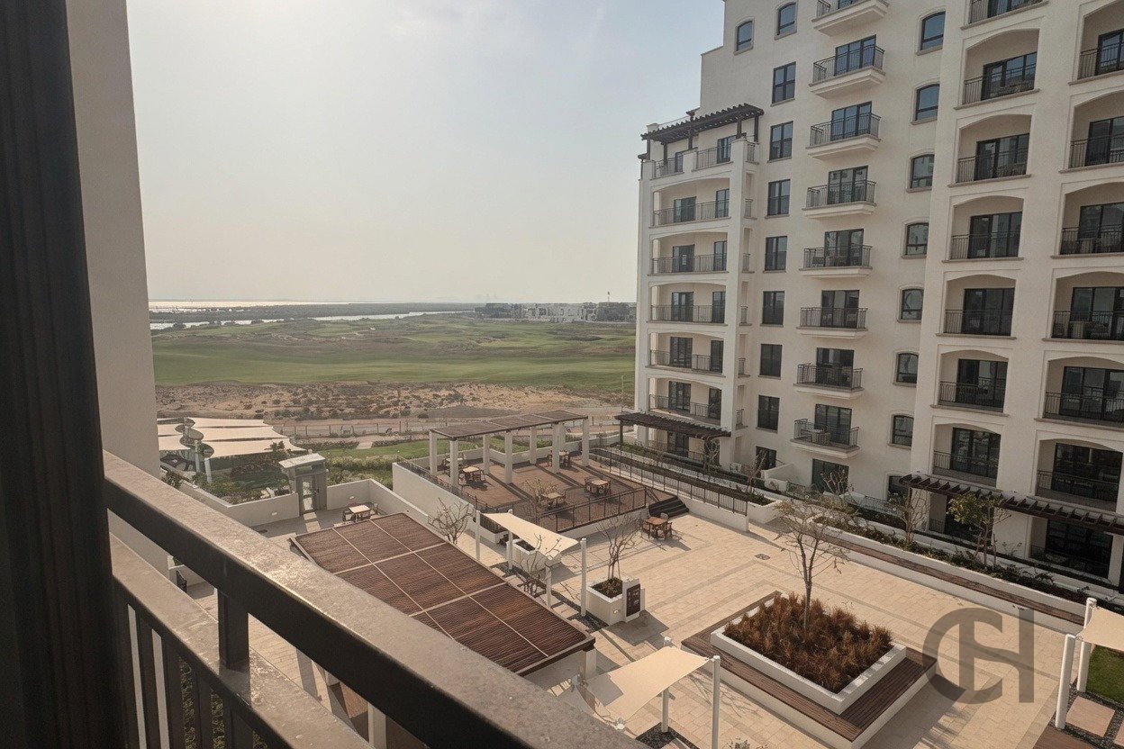 Studio for rent in Residences D, Yas Island, Abu Dhabi – property photo 8 Studio for rent in Residences D, Yas Island, Abu Dhabi - property photo 8
