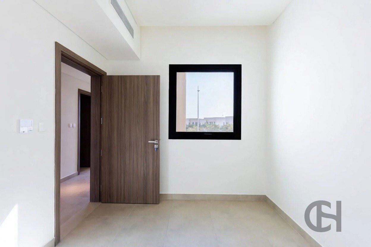 2BR Townhouse for rent in The Dahlias, Yas Island, Abu Dhabi with Single Row, Balcony. View photos, amenities and availability.