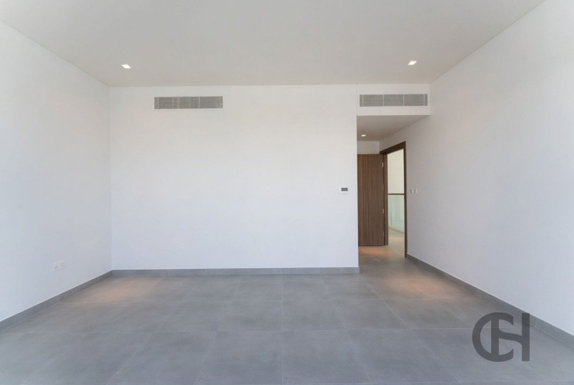 3BR Townhouse for rent in The Dahlias, Yas Island, Abu Dhabi with Community View, Balcony, Maid Room. View photos, amenities and availability.