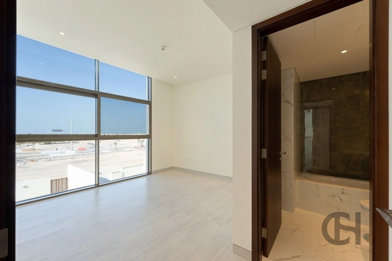 3BR Townhouse for rent in Nad Al Dhabi, Al Jubail Island, Abu Dhabi with Single Row, Community View, Corner Unit. View photos, amenities and availability.