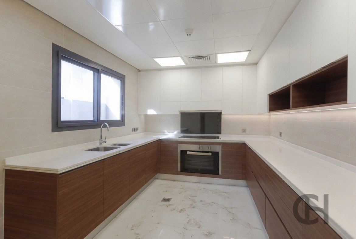 4BR Villa for rent in West Yas, Yas Island, Abu Dhabi - property photo 1