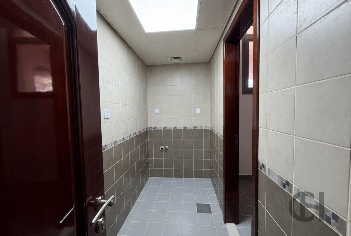 5BR Villa for rent in Mangrove Village, Rabdan, Abu Dhabi - property photo 1