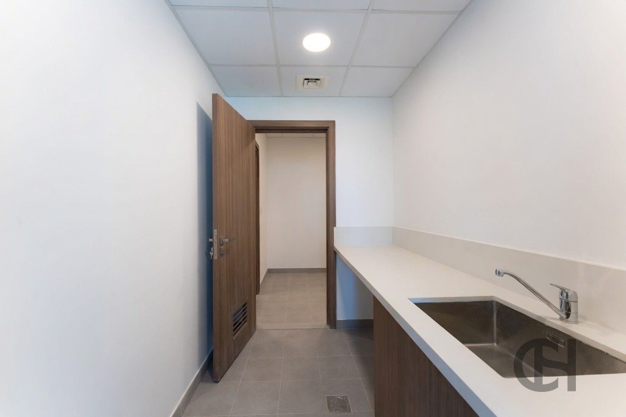 3BR Townhouse for rent in The Dahlias, Yas Island, Abu Dhabi with Community View, Balcony, Maid Room. View photos, amenities and availability.