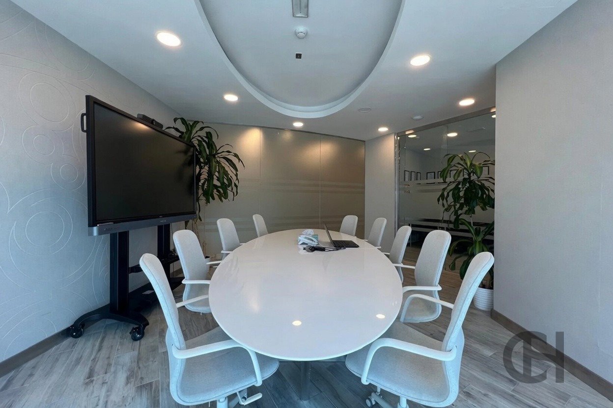 Office for rent in Addax port office tower, Al Reem Island, Abu Dhabi with Sea View, High Floor. View photos, amenities and availability.
