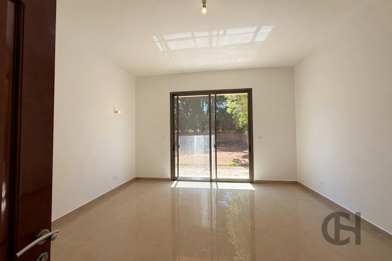 5BR Villa for rent in Mangrove Village, Rabdan, Abu Dhabi - property photo 2