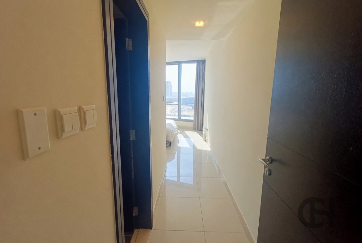 1BR Apartment for Rent in Sun Tower | Canal view
