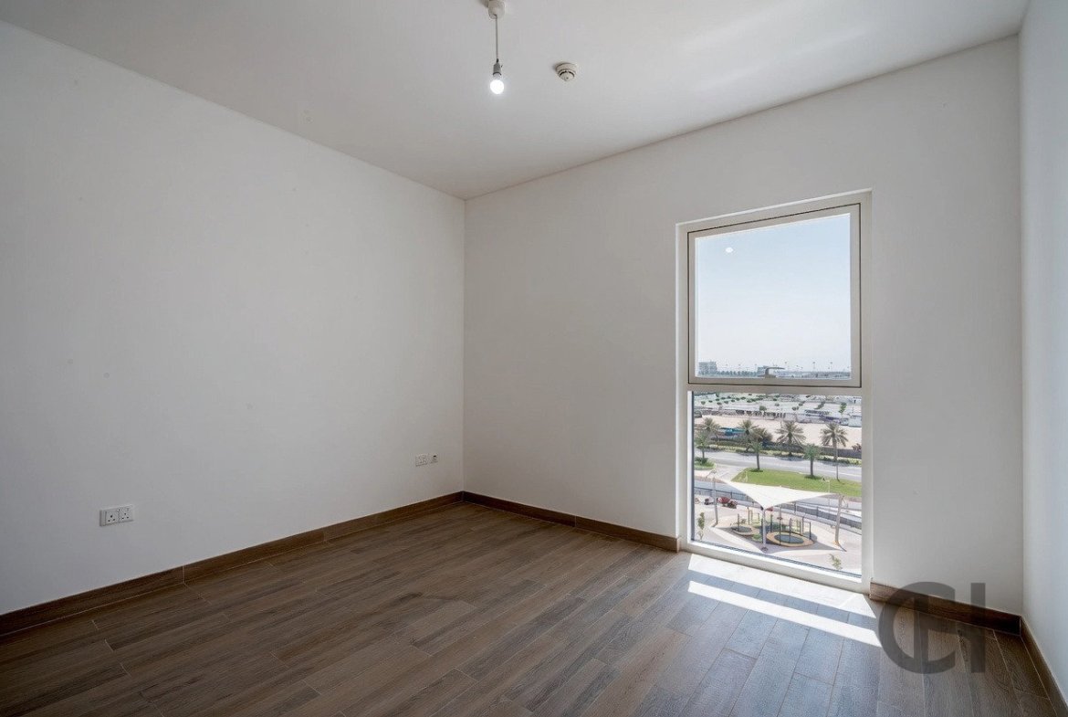 1BR Apartment for Rent in Waters Edge | Community view