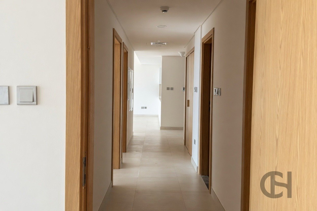 3BR Apartment for Rent in Radiant Square | Canal and island view