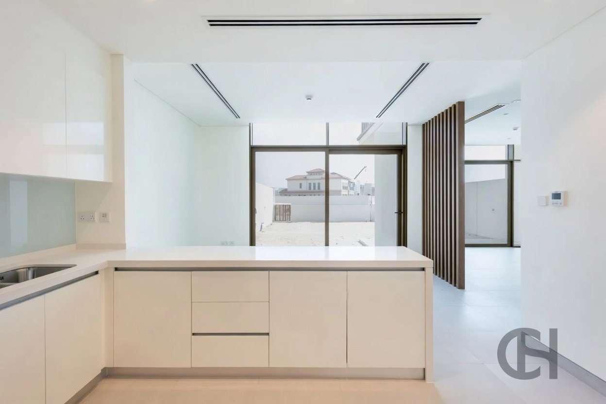 3BR Townhouse for rent in Souk Al Jubail, Al Jubail Island, Abu Dhabi with Single Row, Balcony. View photos, amenities and availability.