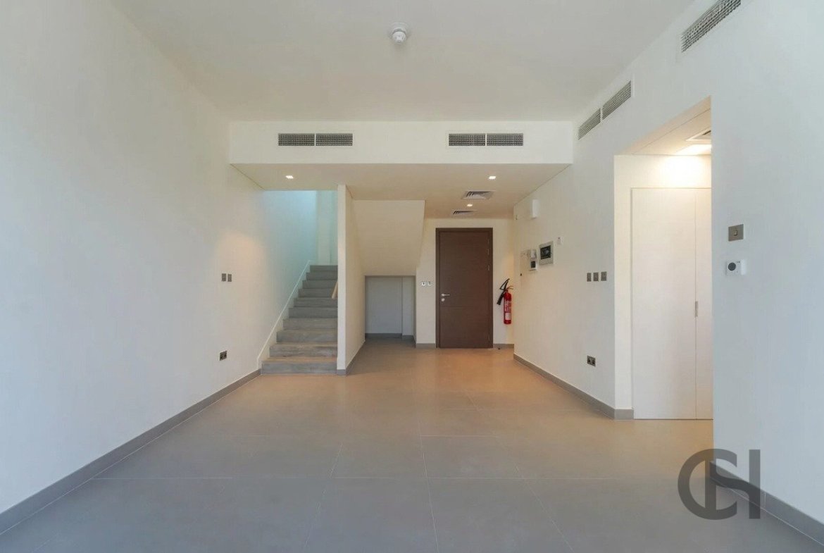 2BR Townhouse for rent in Noya Viva, Yas Island, Abu Dhabi with Single Row, Community View. View photos, amenities and availability.