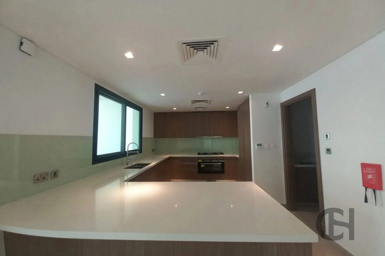4BR Townhouse for rent in The Magnolias, Yas Island, Abu Dhabi with Community View, Balcony, Maid Room. View photos, amenities and availability.