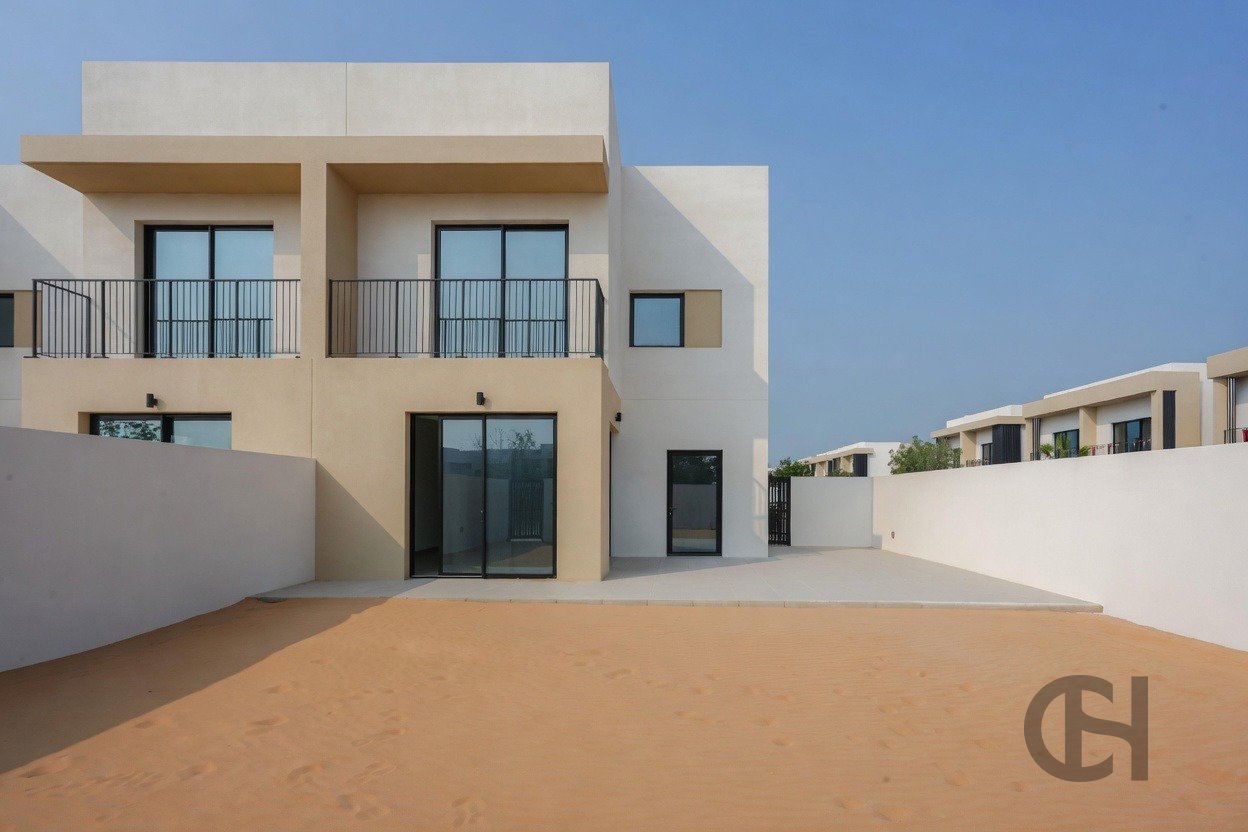 4BR Townhouse for rent in The Dahlias, Yas Island, Abu Dhabi with Single Row, Corner Unit, Balcony. View photos, amenities and availability.