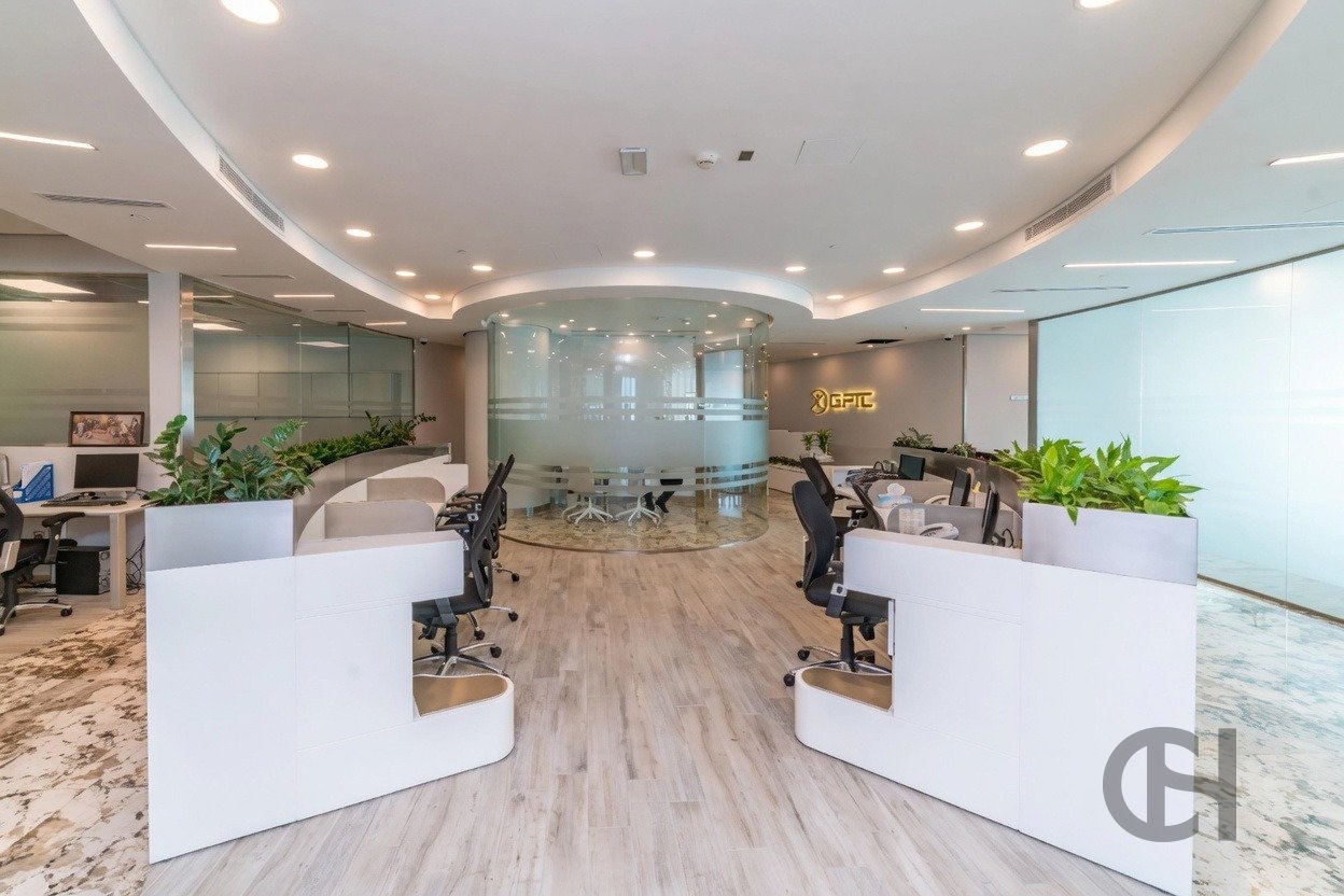 Office for rent in Addax port office tower, Al Reem Island, Abu Dhabi with Sea View, High Floor. View photos, amenities and availability.