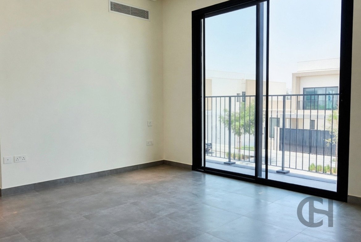 4BR Villa for rent in The Dahlias, Yas Island, Abu Dhabi - property photo 3