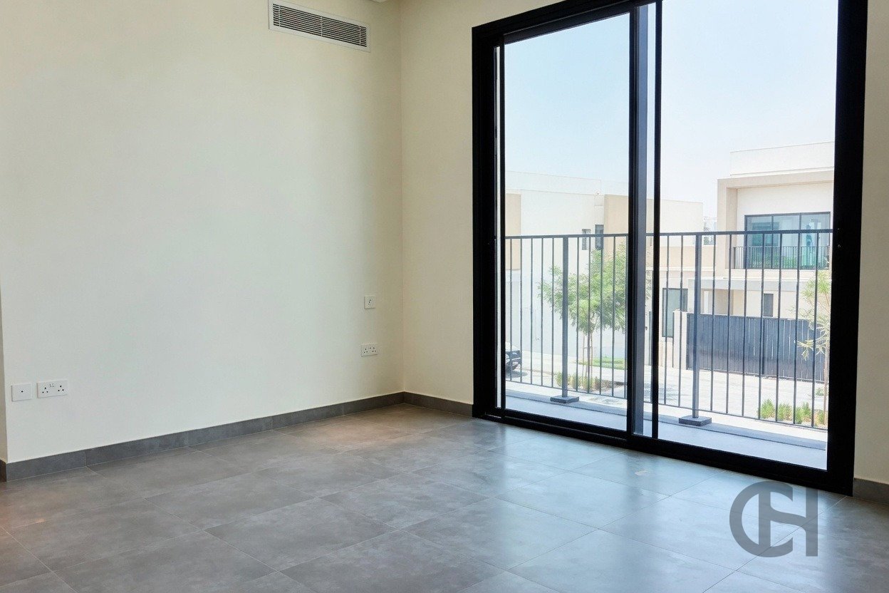 4BR Villa for rent in The Dahlias, Yas Island, Abu Dhabi - property photo 3