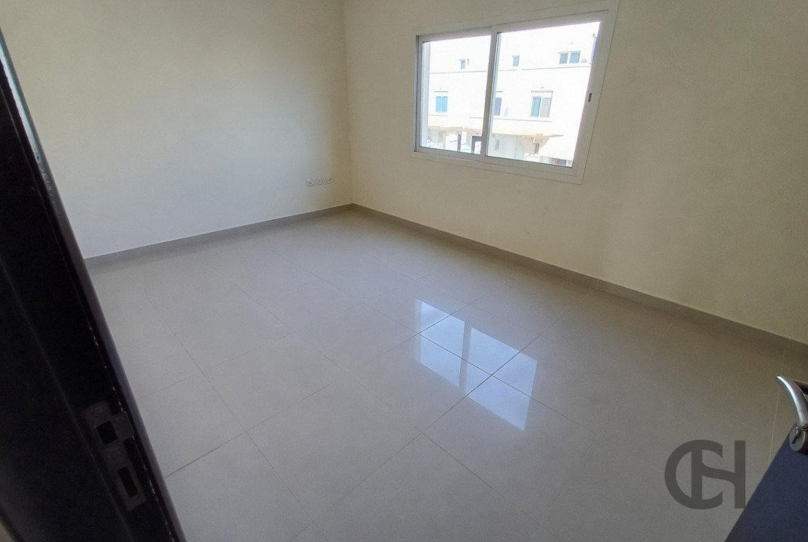 5 Townhouse for sale in Arabian Style - property photo 3