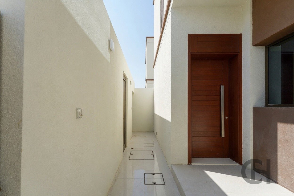 2BR Townhouse for rent in Souk Al Jubail, Al Jubail Island, Abu Dhabi with Single Row, Balcony. View photos, amenities and availability.