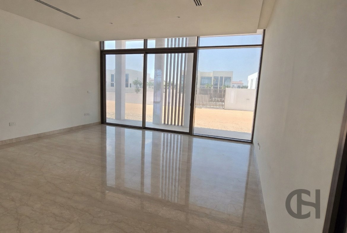 5BR Villa for rent in Nad Al Dhabi, Al Jubail Island, Abu Dhabi - property photo 4