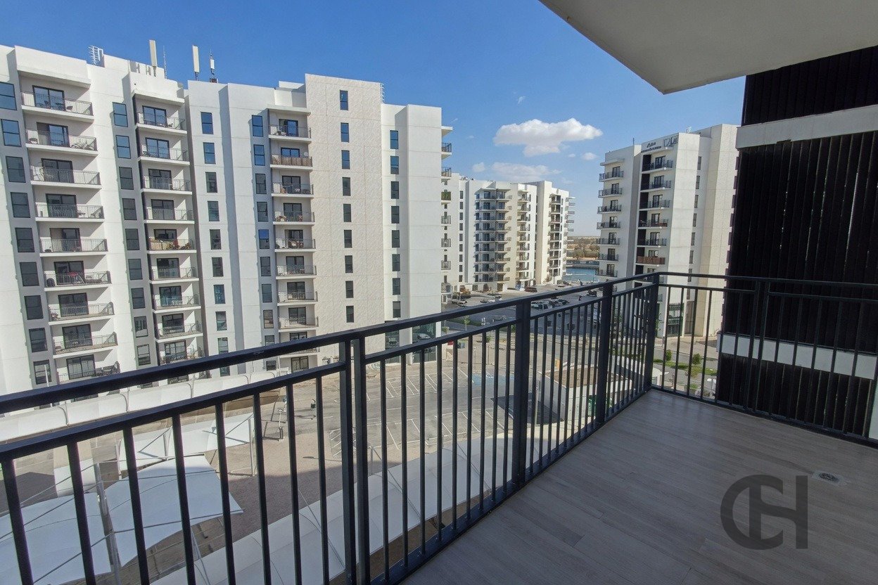1BR Apartment for rent in Waters Edge, Yas Island, Abu Dhabi with Community View, Balcony. View photos, amenities and availability.