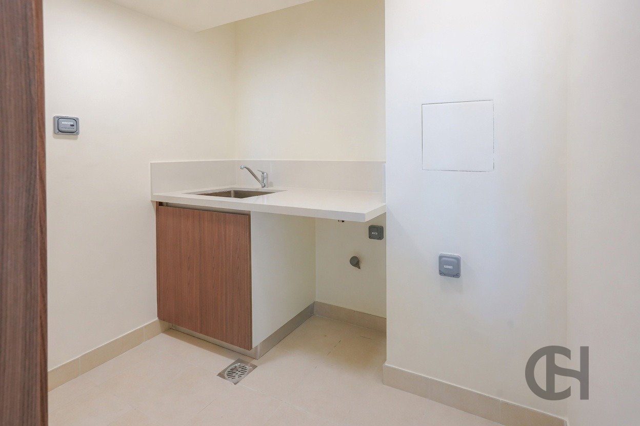 4BR Townhouse for rent in The Dahlias, Yas Island, Abu Dhabi with Single Row, Corner Unit, Balcony. View photos, amenities and availability.