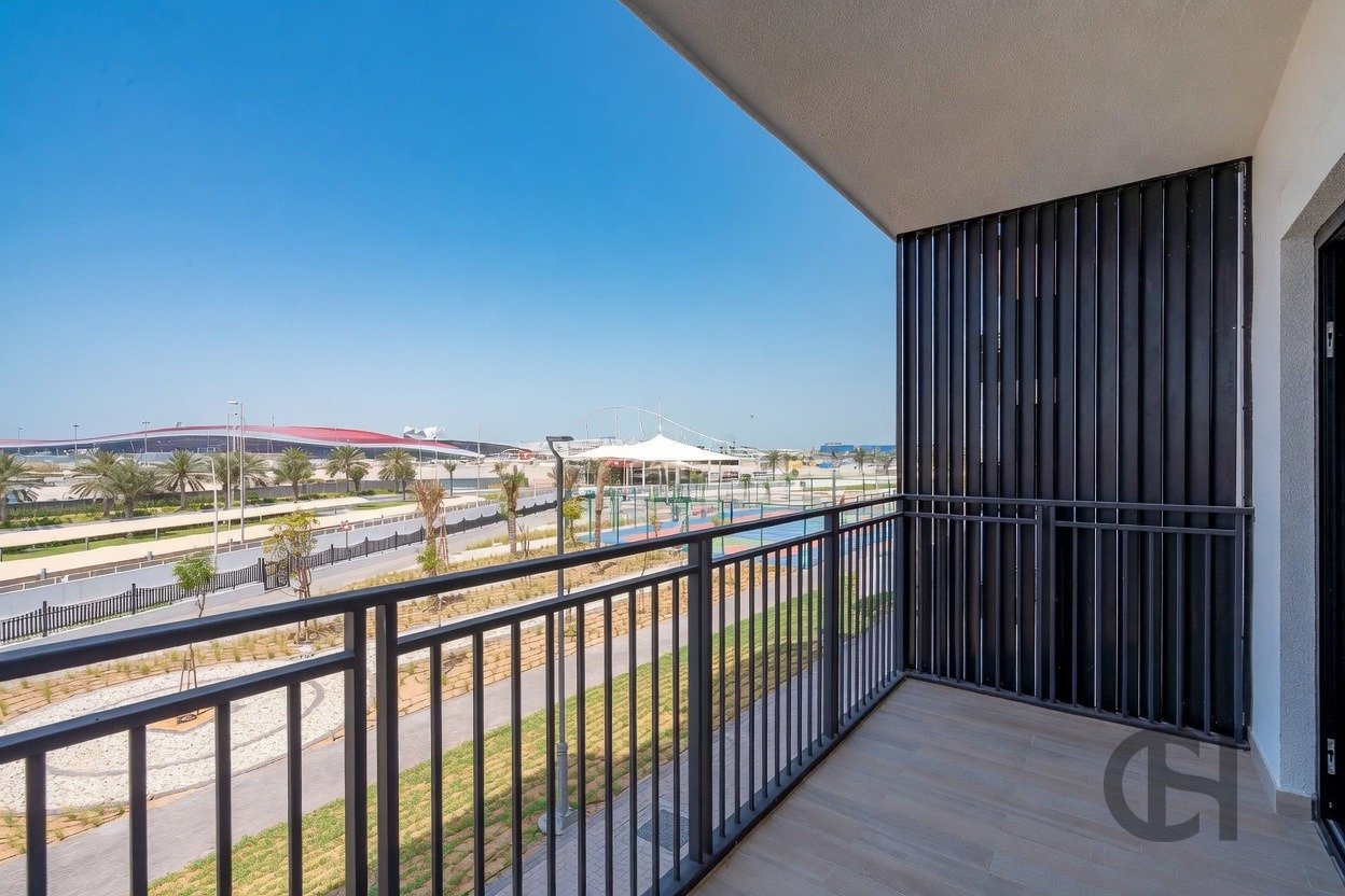 1BR Apartment for Rent in Waters Edge | Community view