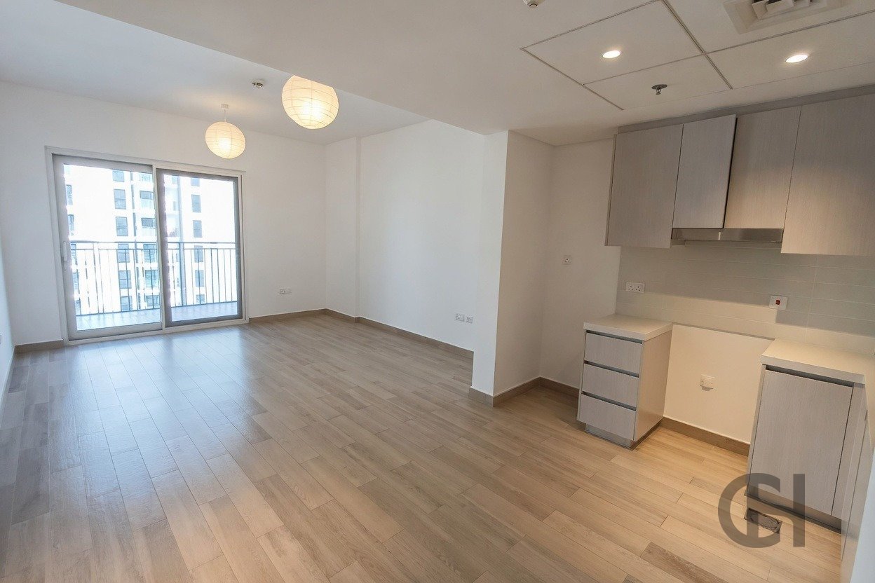 1BR Apartment for rent in Waters Edge, Yas Island, Abu Dhabi with Community View, Balcony. View photos, amenities and availability.