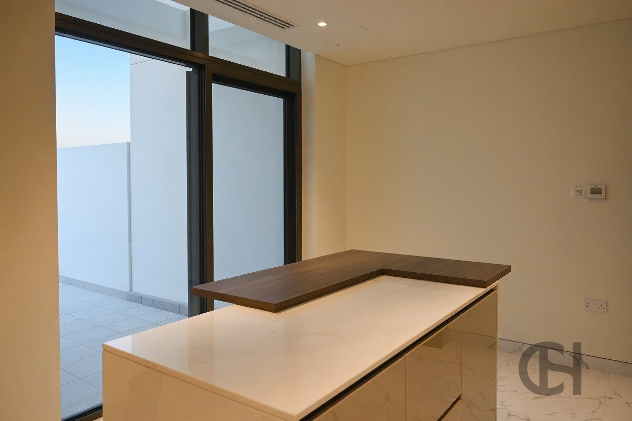 4BR Townhouse for rent in Nad Al Dhabi, Al Jubail Island, Abu Dhabi with Single Row, Corner Unit, Maid Room. View photos, amenities and availability.