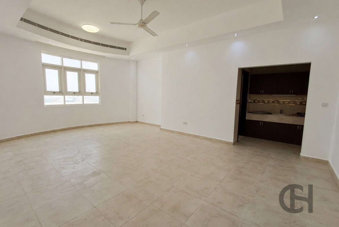 5BR Villa for rent in SH- 21, Al Shamkha, Abu Dhabi - property photo 6