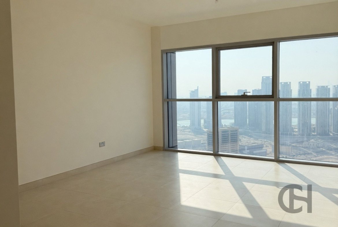 3BR Apartment for Rent in Radiant Square | Canal and island view