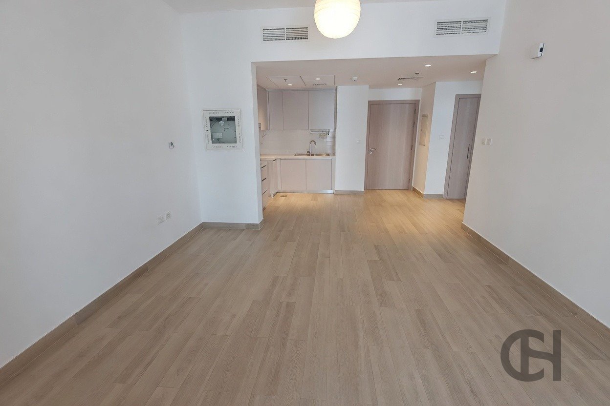 1BR Apartment for rent in Waters Edge, Yas Island, Abu Dhabi with Community View, Balcony. View photos, amenities and availability.
