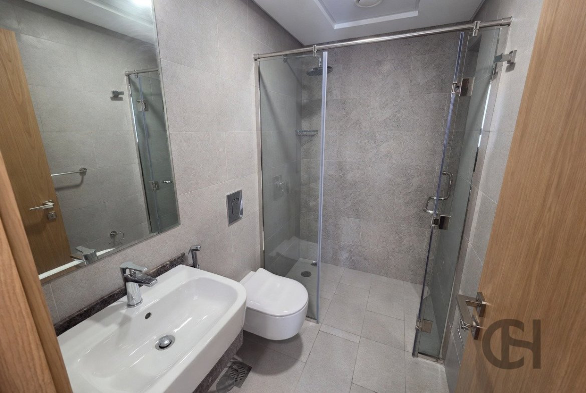 2BR Apartment for Rent in Radiant Square | Pool view