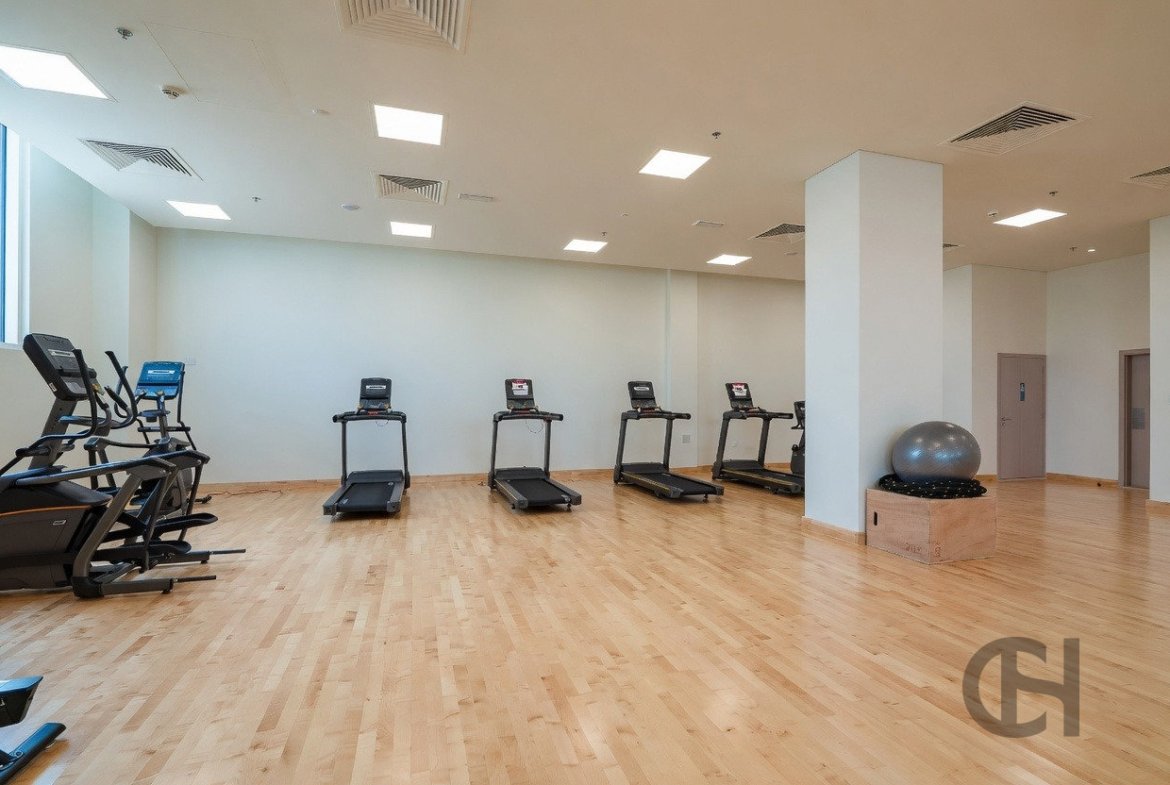 1BR Apartment for rent in Waters Edge, Yas Island, Abu Dhabi with Community View, High Floor, Balcony. View photos, amenities and availability.