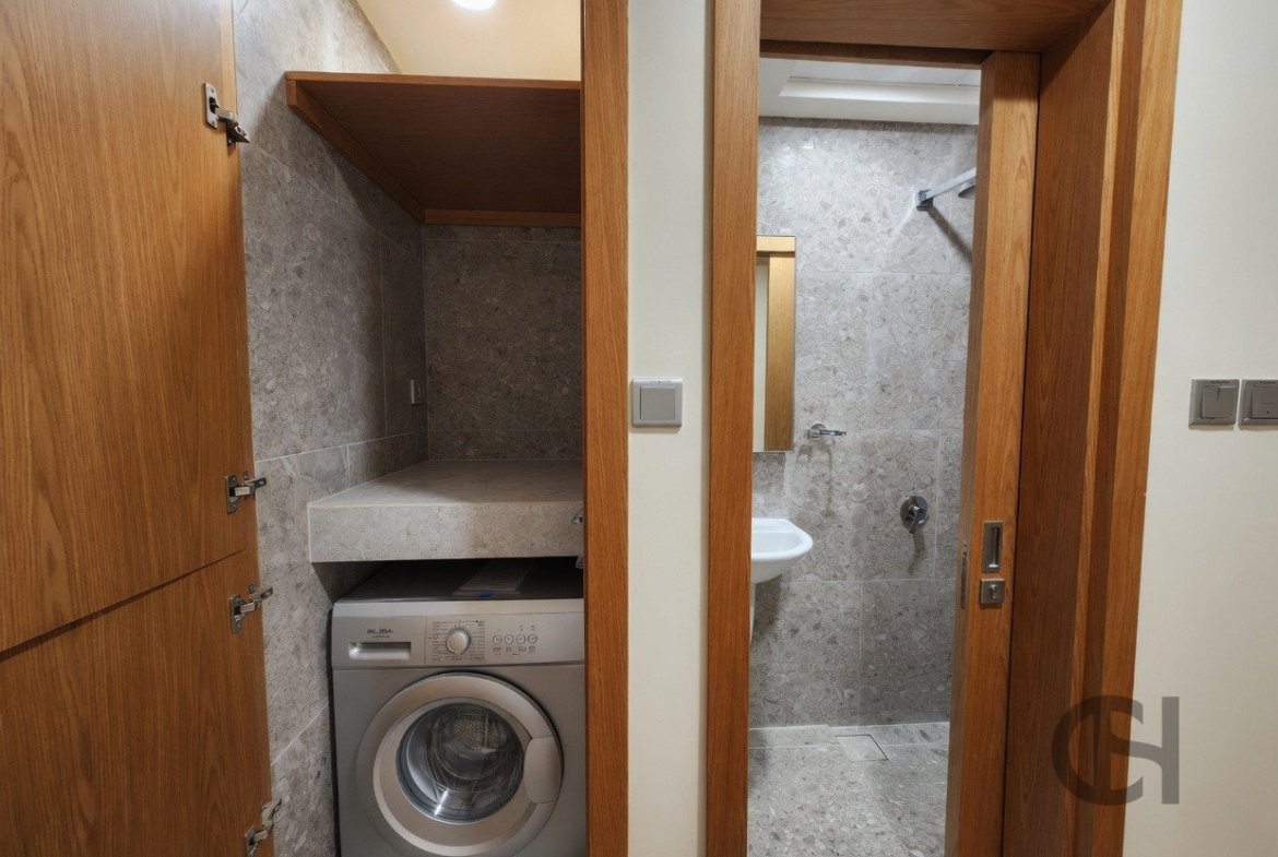 Renovated 3 bedroom apartment with maid room in Radiant Square Al Reem Island - photo 8