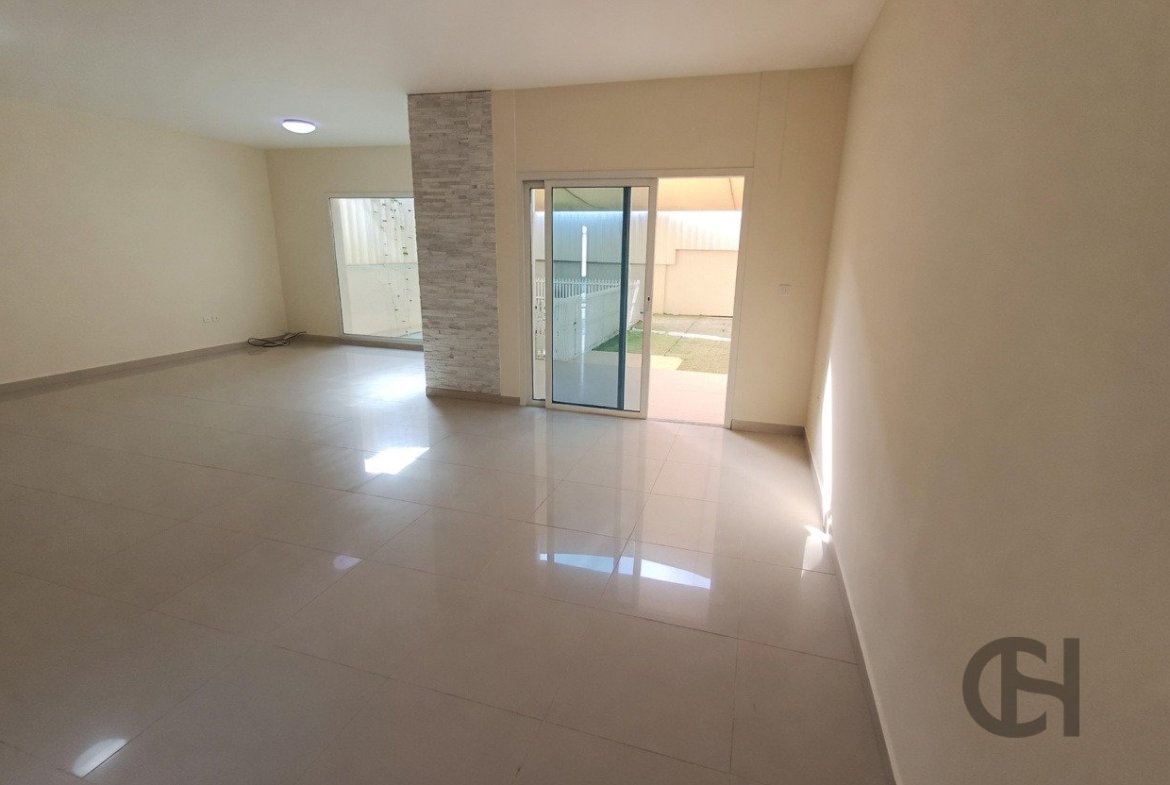 5 Townhouse for sale in Arabian Style - property photo 8