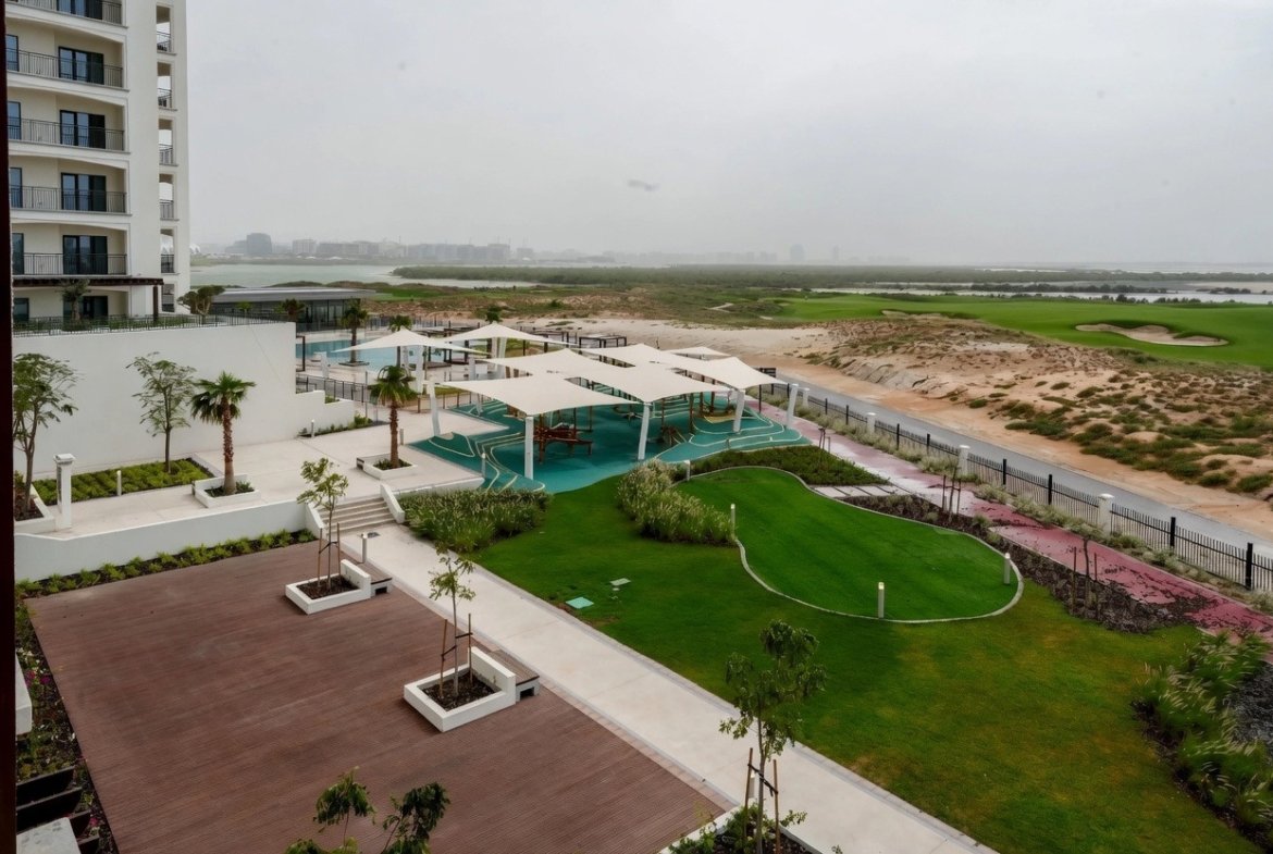 2BR Apartment for Rent in Residences E | Yas Golf Collection
