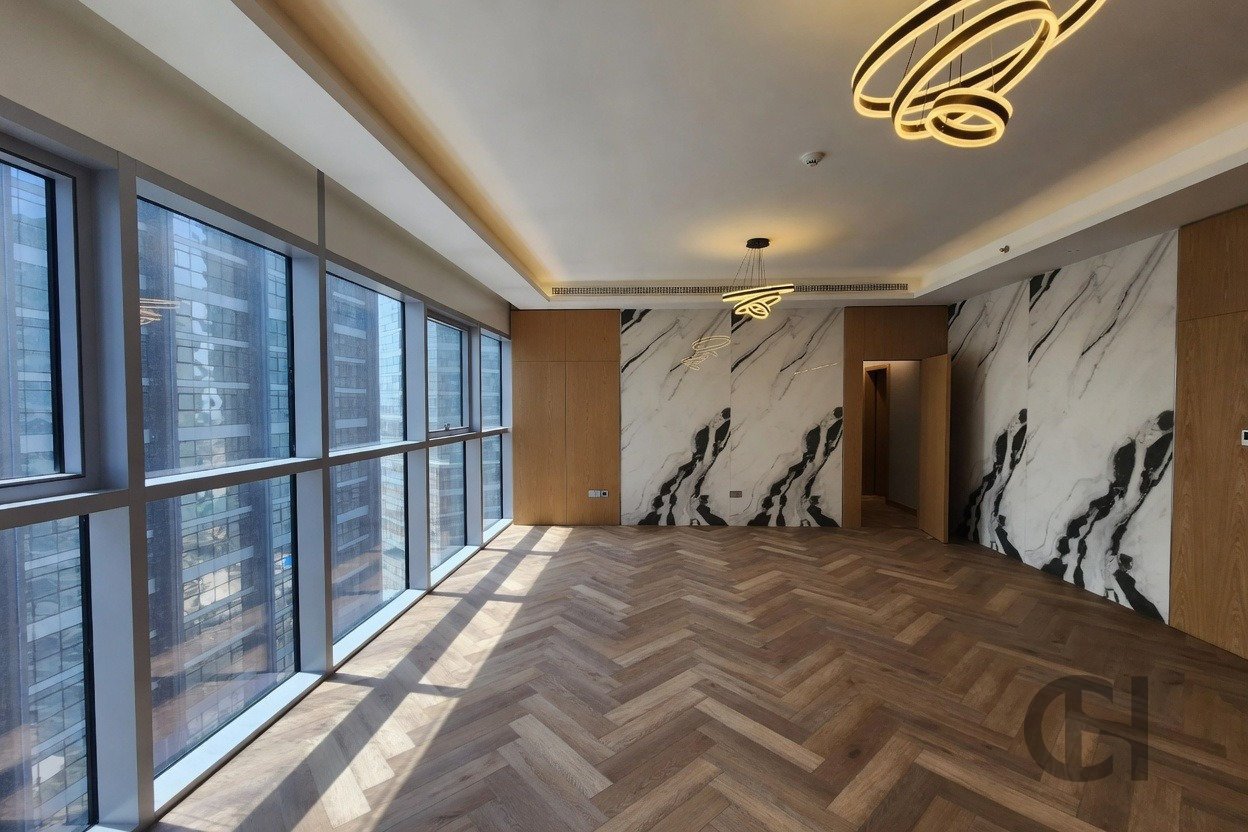 Renovated 3 bedroom apartment with maid room in Radiant Square Al Reem Island - photo 9