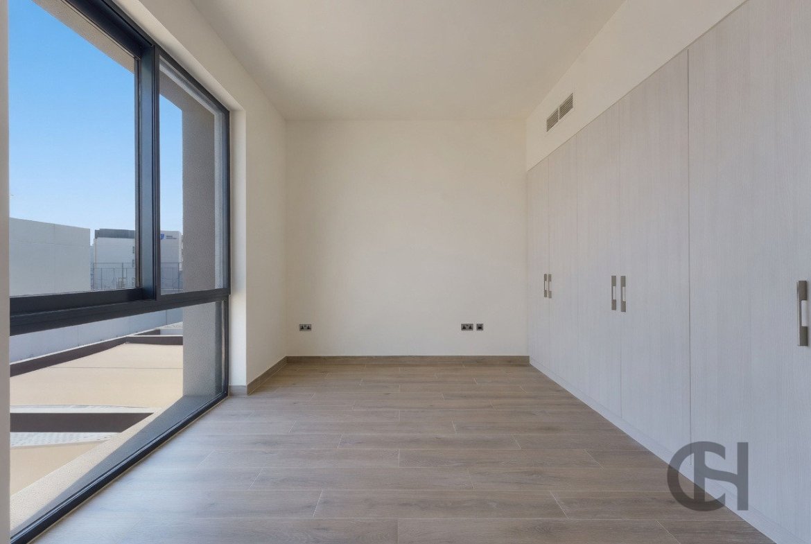 3BR Townhouse for rent in Noya Viva, Yas Island, Abu Dhabi with Single Row, Community View, Maid Room. View photos, amenities and availability.