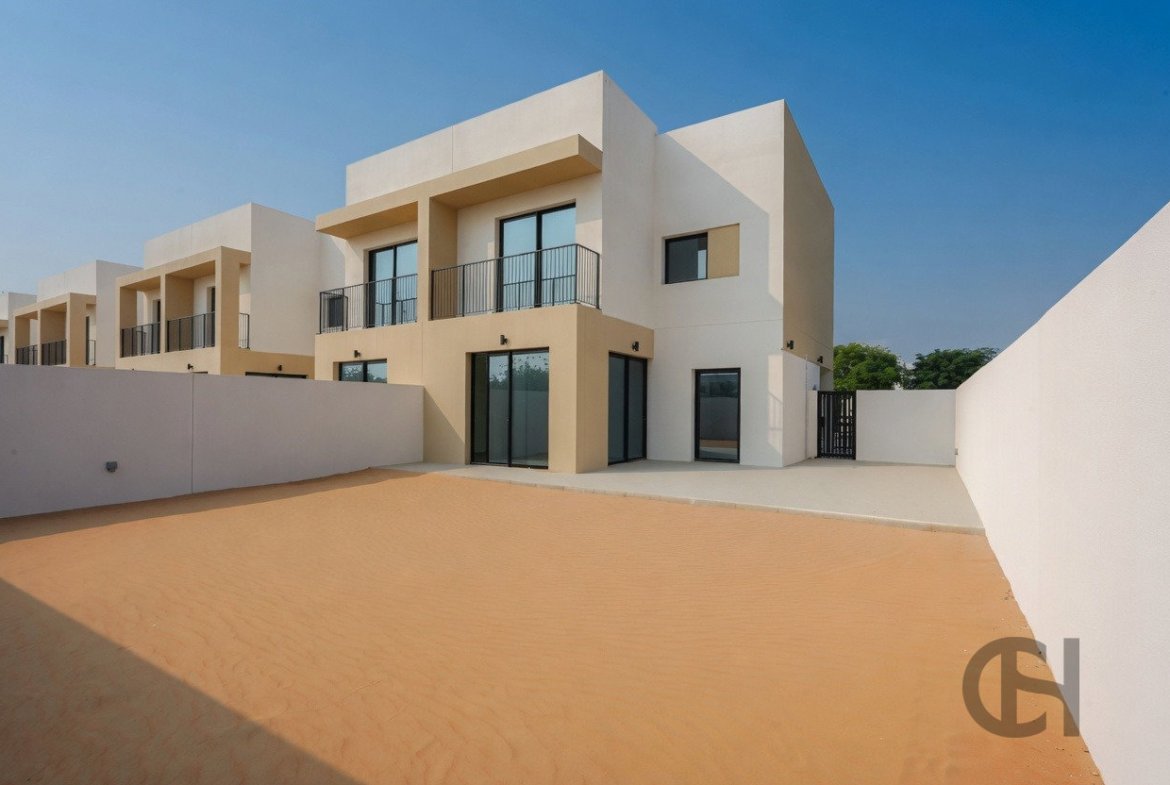 4BR Townhouse for rent in The Dahlias, Yas Island, Abu Dhabi with Single Row, Corner Unit, Balcony. View photos, amenities and availability.