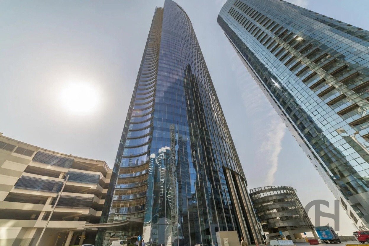 Office for rent in Addax port office tower, Al Reem Island, Abu Dhabi with Sea View, High Floor. View photos, amenities and availability.