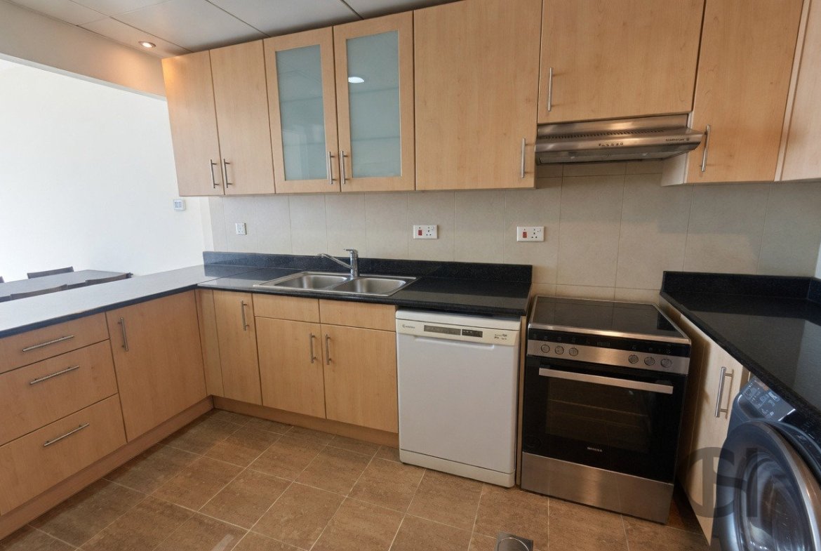1BR Apartment for Rent in Sun Tower | Canal view