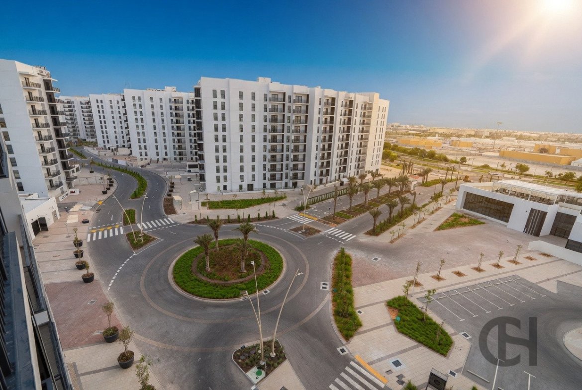 1BR Apartment for rent in Waters Edge, Yas Island, Abu Dhabi with Community View, High Floor, Balcony. View photos, amenities and availability.