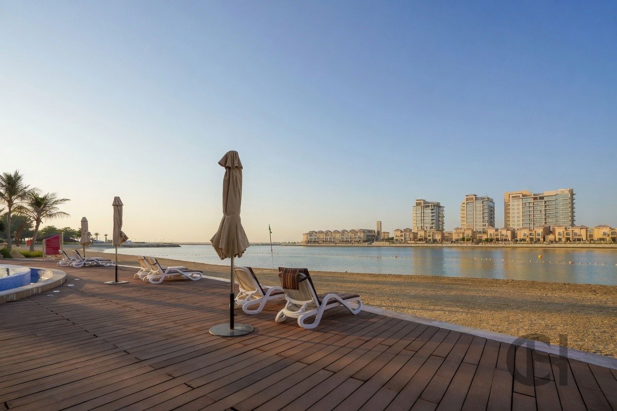 4BR Villa for rent in Al Raha Beach Hotel, Al Raha Beach, Abu Dhabi - property photo 11