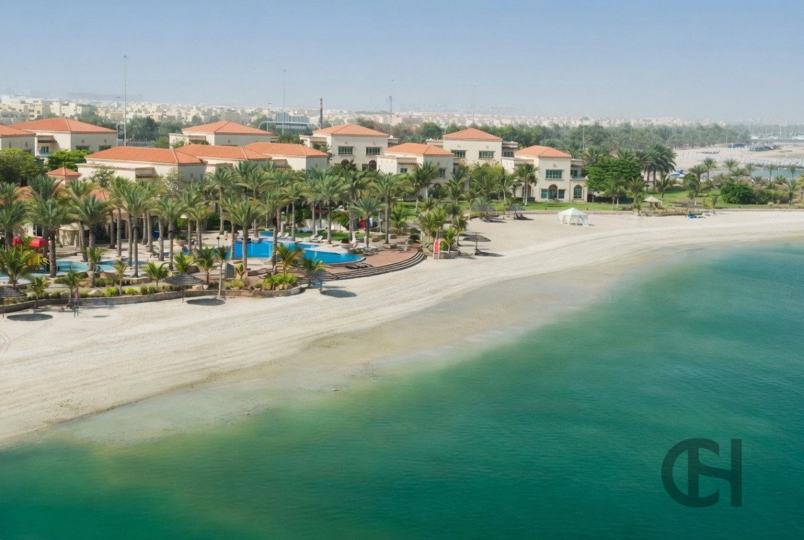 4BR Villa for rent in Al Raha Beach Hotel, Al Raha Beach, Abu Dhabi - property photo 12