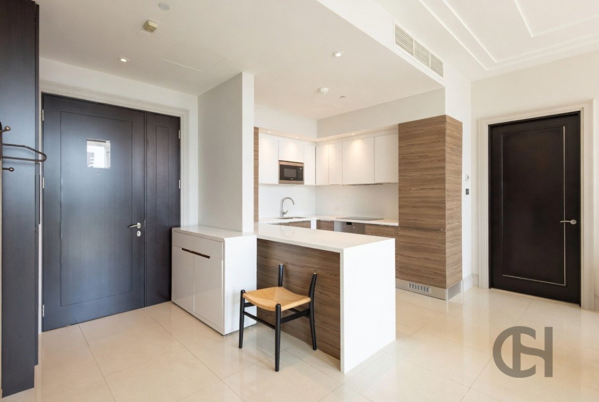 2BR Apartment for rent in Four Seasons Hotel, Al Maryah Island, Abu Dhabi with Balcony. View photos, amenities and availability.