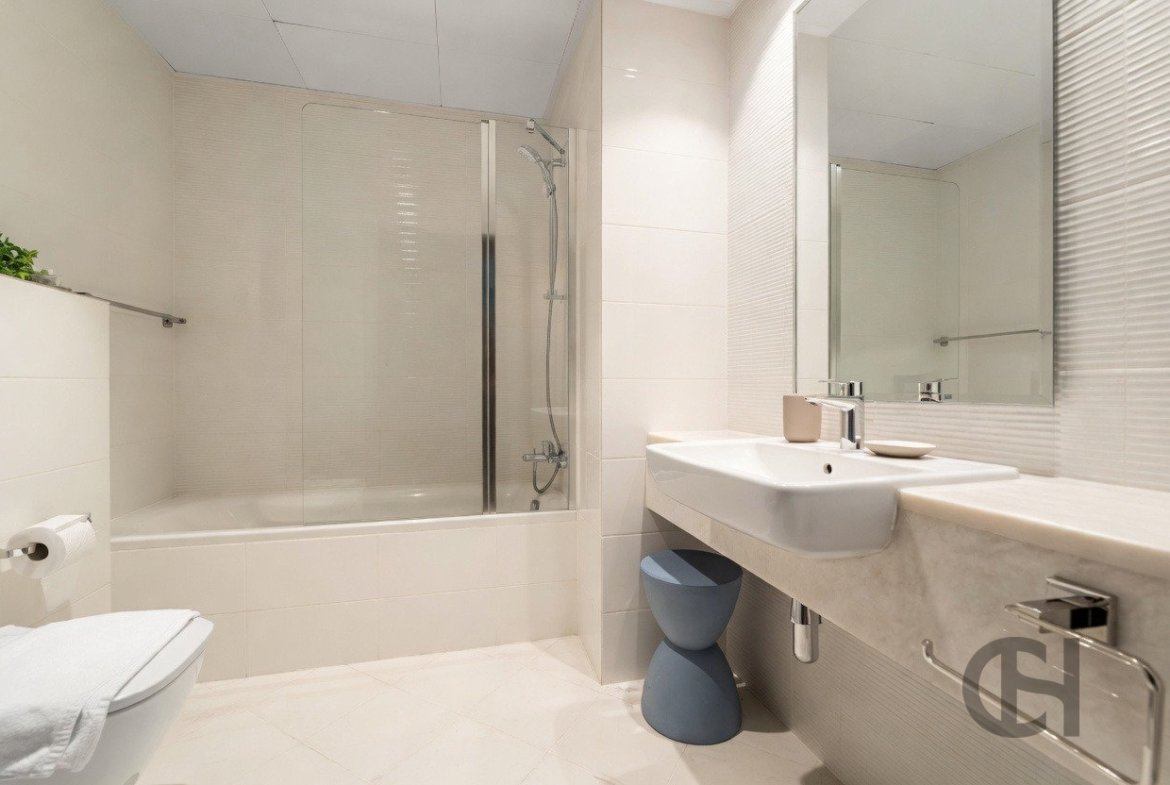 1BR Apartment for rent in Ajwan Towers, Saadiyat Island, Abu Dhabi with Sea View, Balcony. View photos, amenities and availability.